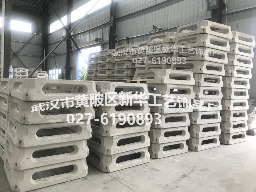 混凝土預(yù)制生態(tài)框切塊平鋪式護坡