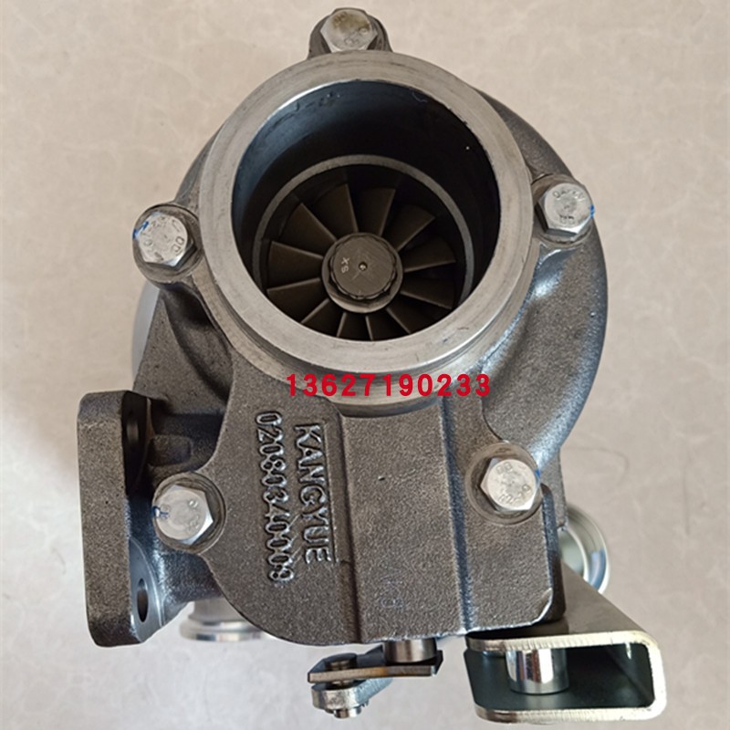 KomatSu 220-7 HyunDai R265-7 Liugong 925 Excavator BooSter Machine S6D102e Engine 4038471