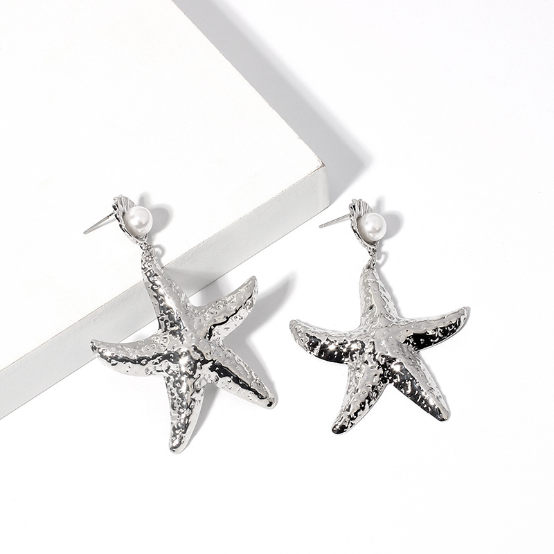 Europe And America Cross Border Ins Internet Celebrity Same Earrings Gold Alloy Shell Pearl Earrings Exaggerated Starfish Earrings display picture 7