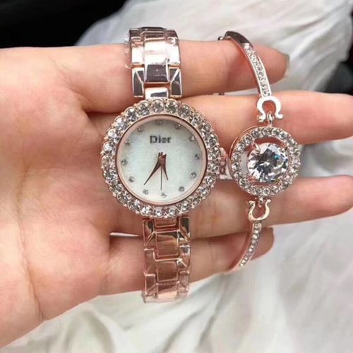 Wechat business women's watch women's watch set bracelet set with diamond English watch steel band small dial watch one piece drop shipping