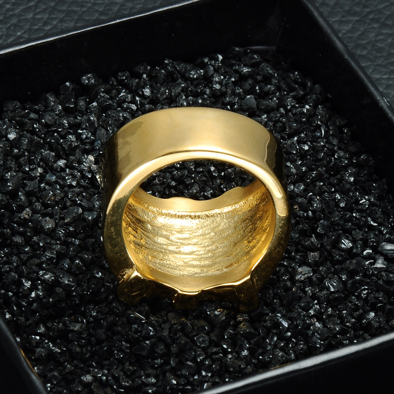 Moda Oro Acero Inoxidable Completo Rhinestone Anillo Ancho Geométrico Venta Al Por Mayor Nihaojewelry display picture 7