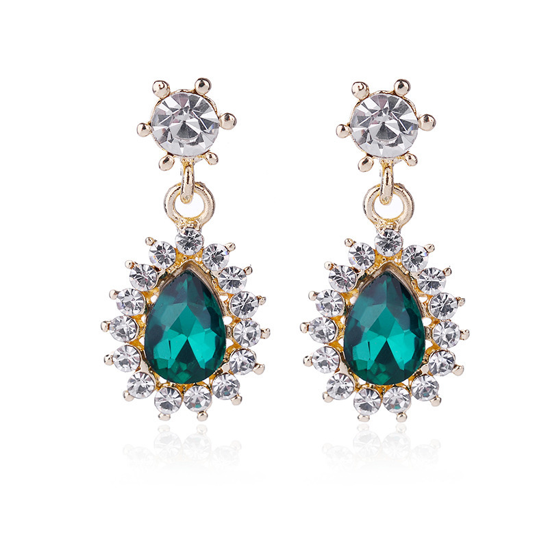 7g Weight Rhinestones Inlay Material Drop Earrings Classification 1 Pair Quantity Daily Occasion Alloy Material Geometric Pattern Women'S Gender Plating Design Retro Style 1 Pair Retro Geometric Alloy Plating Rhinestones Women's Drop Earrings 32