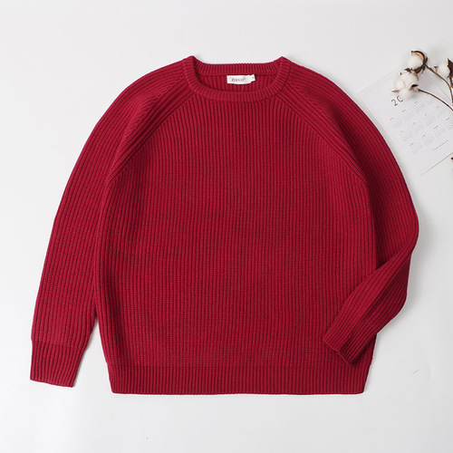 Family of three or four parent-child outfits, family outfits, four-year-old parent-child outfits, mother-daughter, mother-son, and father-son outfits, red parent-child sweaters