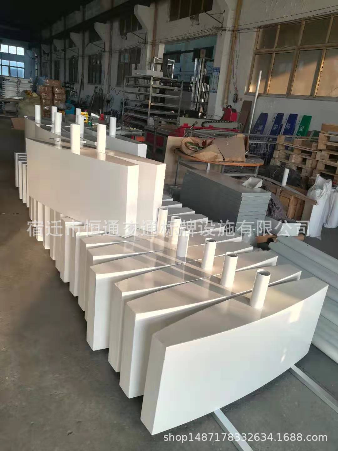 加工定制新型路名牌交通指示牌异型路名牌批发各类路名牌