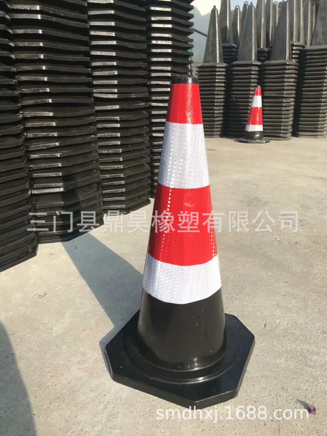 路锥路标红锥反光锥5斤重圆锥高速公路警示反光锥桶防风吹重型锥