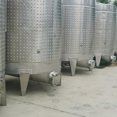 定做葡萄酒发酵罐 5吨 10吨米勒板控温红酒酿酒设备水果酿酒机器