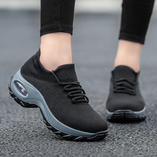 Cross-border plus-size women's shoes, lace-up air-cushion fly-knit sneakers, fashionable rocking shoes, casual shoes, versatile socks and shoes