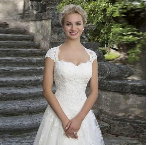 Wholesale wedding dress 2019 new foreign trade trailing lace bridal wedding dress fishtail wedding dress women