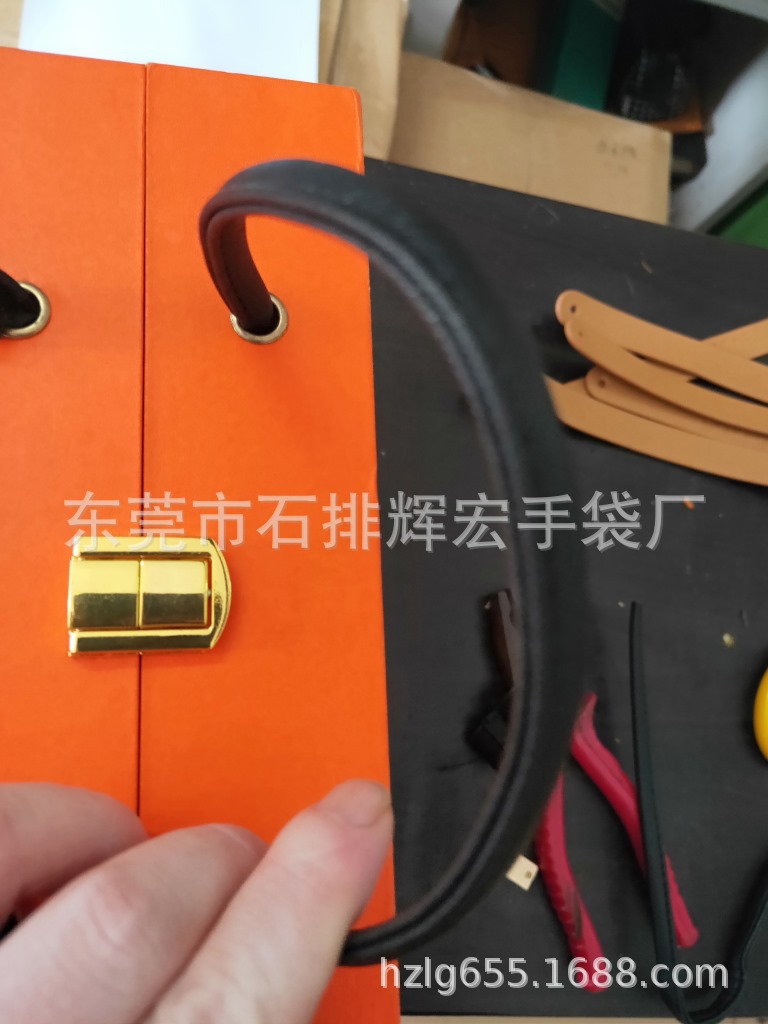 东莞皮带厂生产皮绳皮条皮手提皮手挽电器皮制品皮带绳