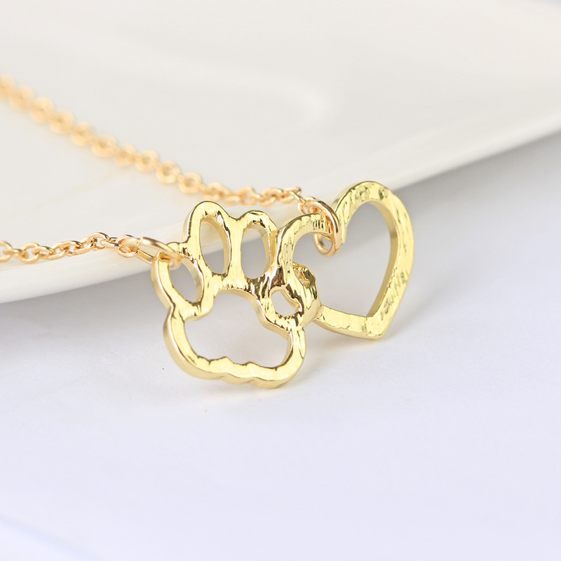 New fashion heart-shaped dog paw stitching pendant necklace wholesale