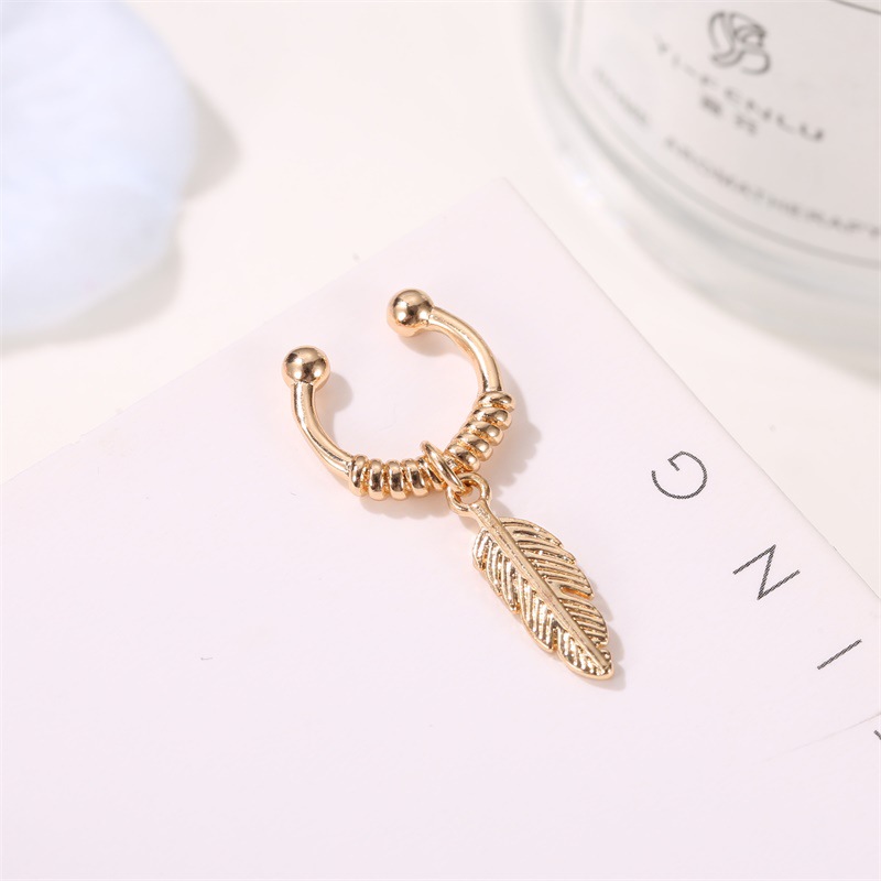 Women'S Gender Plating Design Fashion Leaf Plating Alloy No Inlaid Clip Earrings