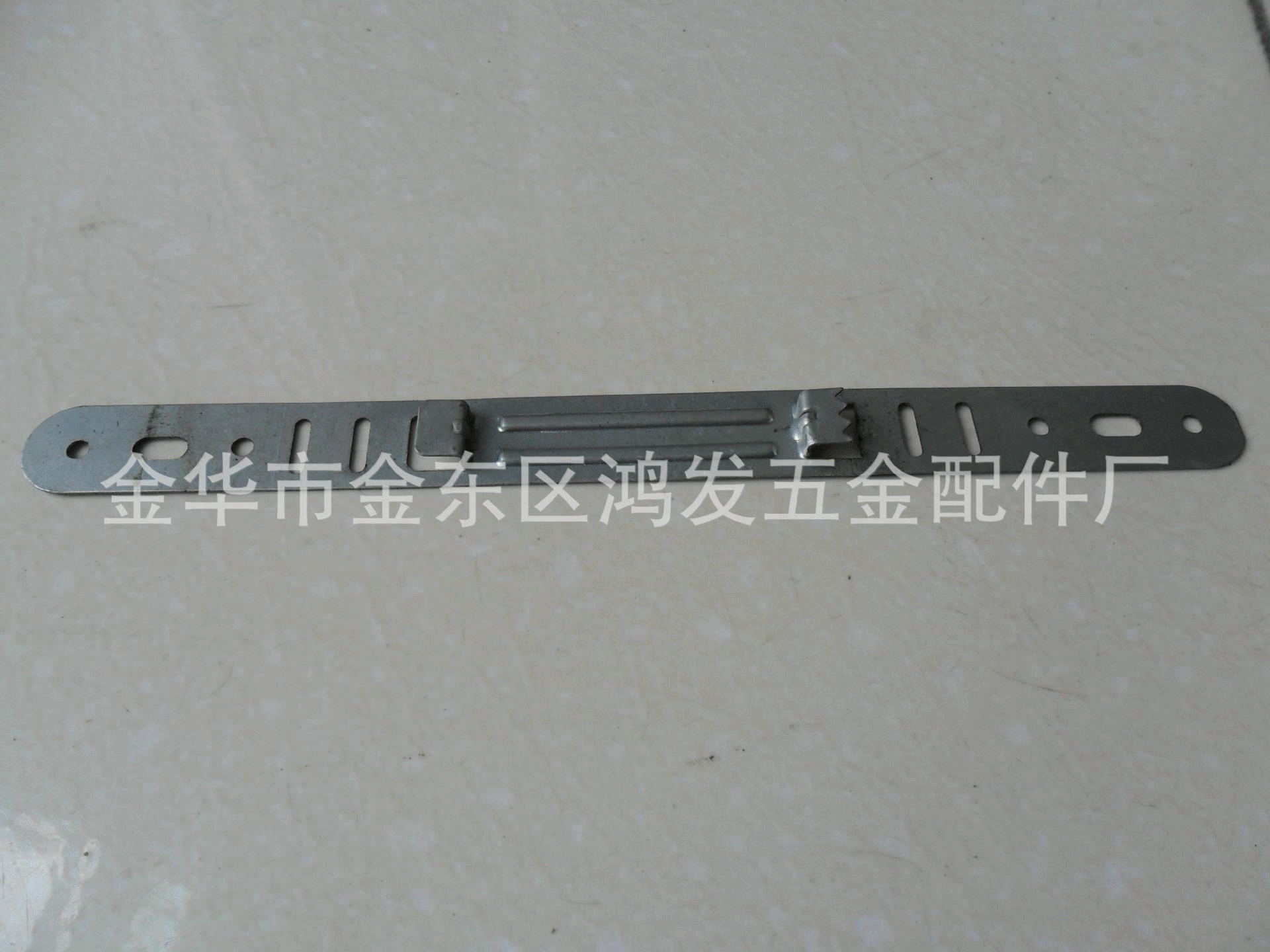 厂家供应镀锌冲压件加工铸铁铁艺花件加工五金配件冲压件加工模具