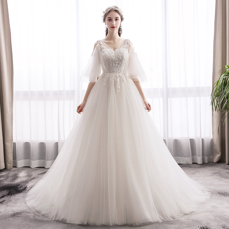 Vestido de novia estilo bosque, modelo nuevo 2026, retro francés Hepburn, súper hada, adelgazante, para exteriores, sencillo, estilo TikTok.