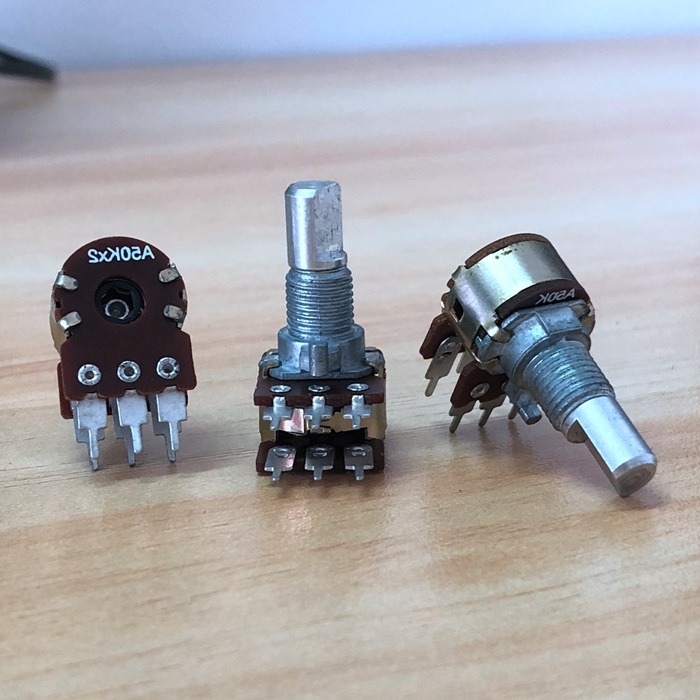 RV12型A50K*2长脚双联音量电位器双声道电脑音响音箱 半轴长15MM