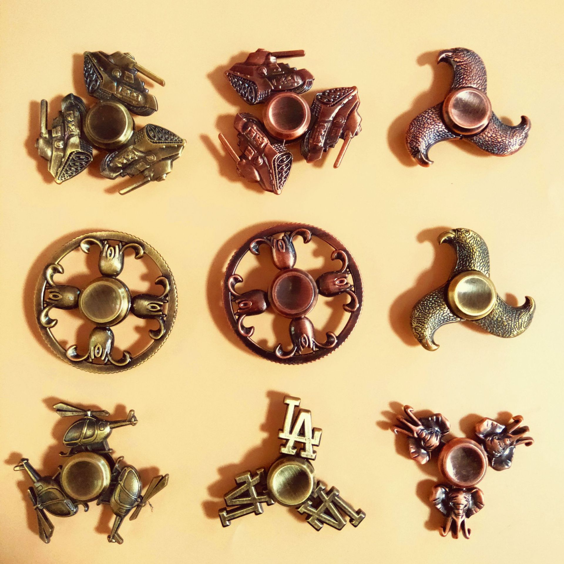 Supplying Fingertip gyroscope Finger top top Toys Decompression artifact Bronze/Red bronze