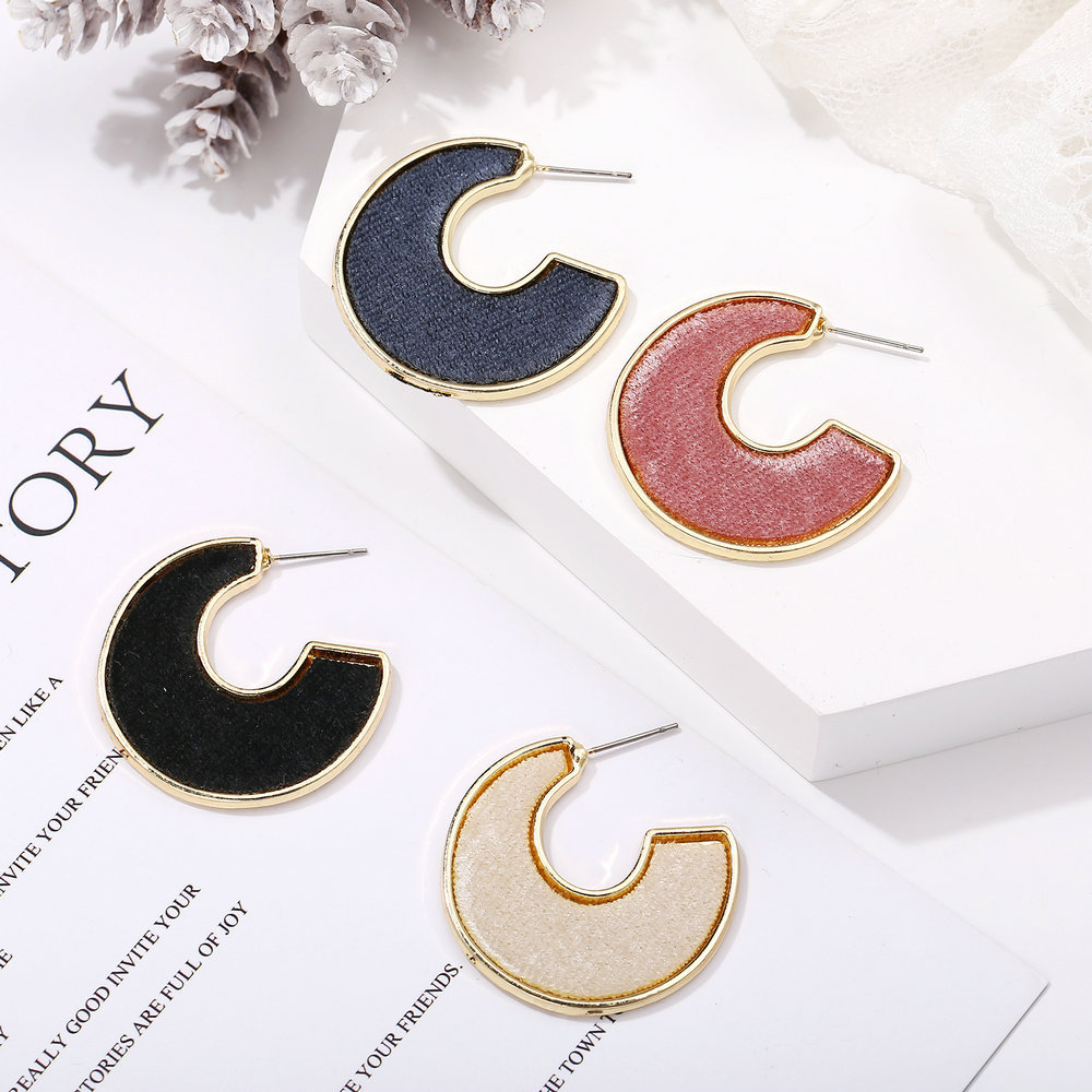 Simple Opening C-shaped Earrings display picture 8