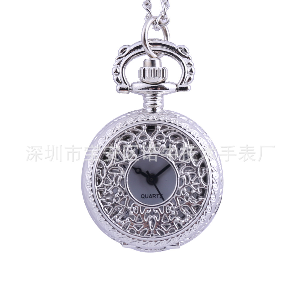 Small Quartz Pocket Watch Silver Hollow Pattern Hanging Watch Gold Fashion Flip Cover with Thin Chain Pocket Watch