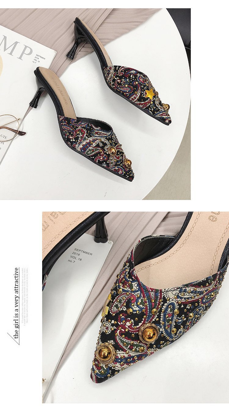 2024 Frühjahr/Sommer, sexy, schmale Absätze, mittlerer Absatz, spitzer Kopf, große Halbanhänger, Pailletten-Sandalen für Damen_voghion.com