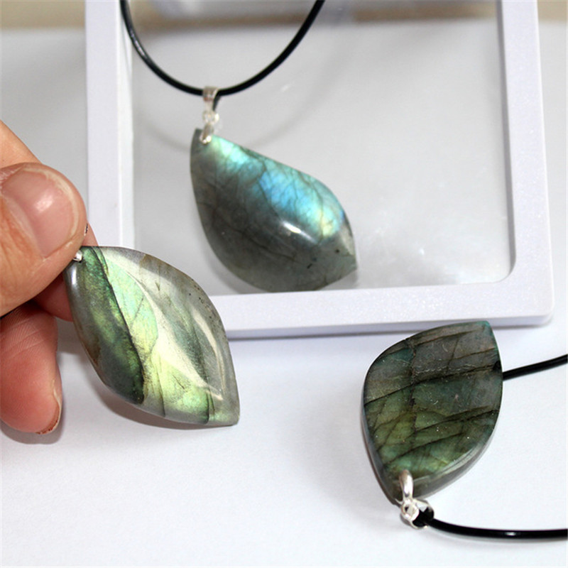 Natural labradorita Moonstone Piedra original hojas azul luz de la luna con forma colgante collar joyería piedra desnuda fábrica al por mayor