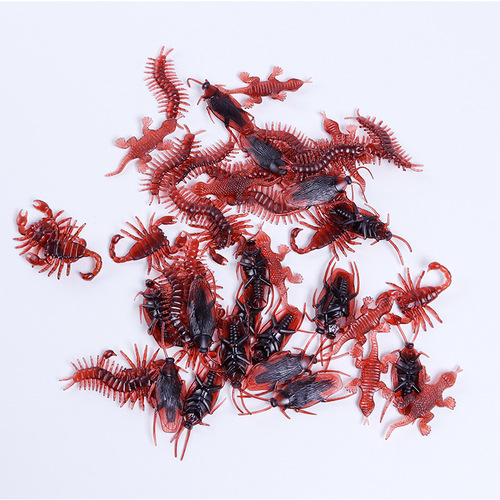 Halloween Simulated Cockroach, Trick Toy, Tricky Toy, Scare Cockroach, Xiaoqiang Soft Material Cockroach Wholesale