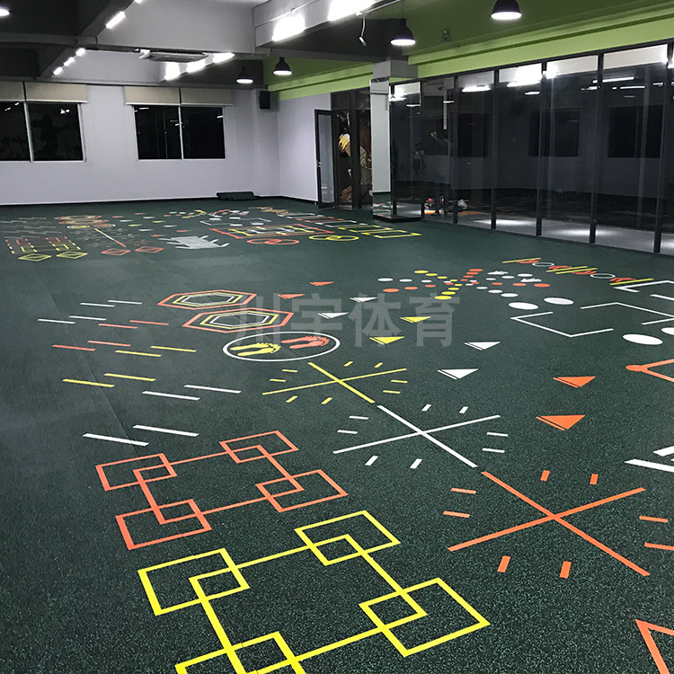 橡胶地垫卷材健身房私教图案地胶力量区运动健身器材地垫批发