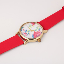 日内瓦石英机芯手表经典老款玫瑰花款腕表礼品表护士表多种颜色