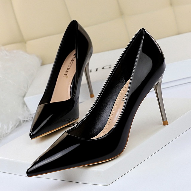 fashionable metal heel high heel shallow mouth pointed sexy dress