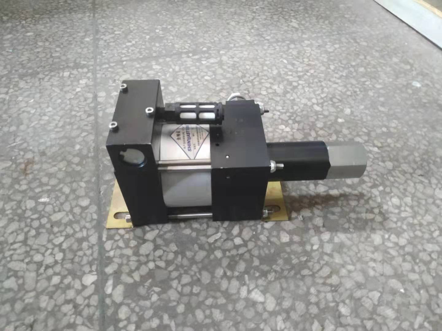 shine-eas牌 tM170-2液体增压泵 气液增压设备 200Mpa水压试验机