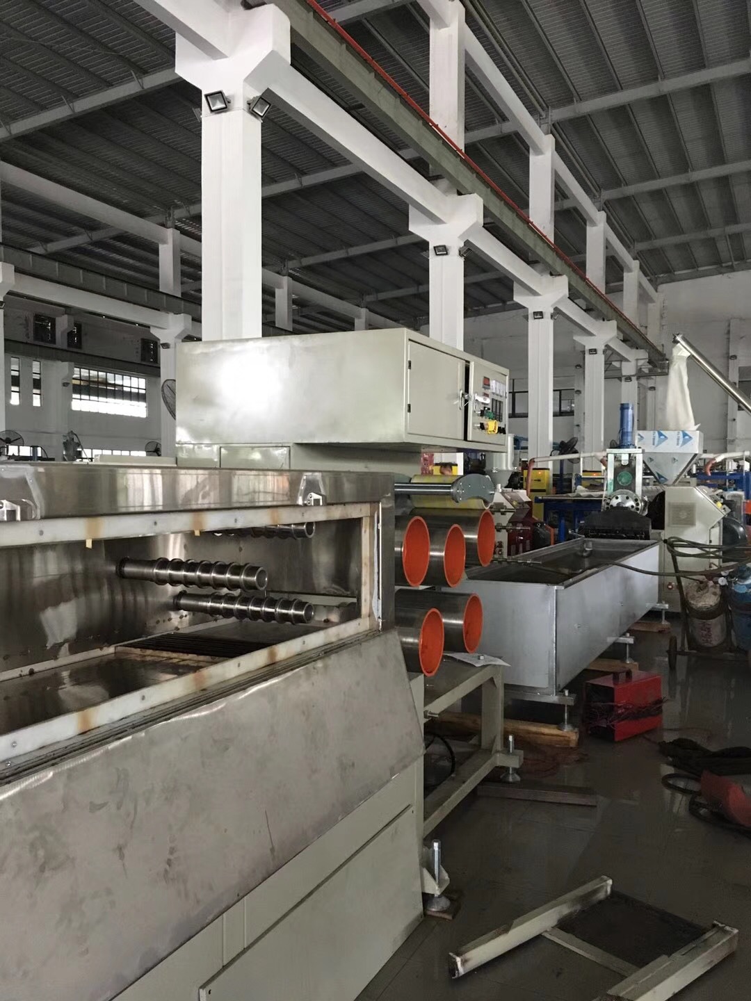 燿安供应一出一一出六PP打包带机器夹心带透明带塑钢带挤出生产线