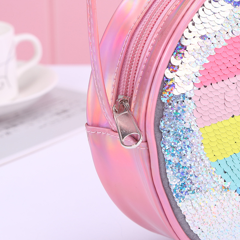 Moda nueva tendencia PU radium un hombro crossbody pieza corazón arco iris sirena unicornio lentejuelas niña detail image 7