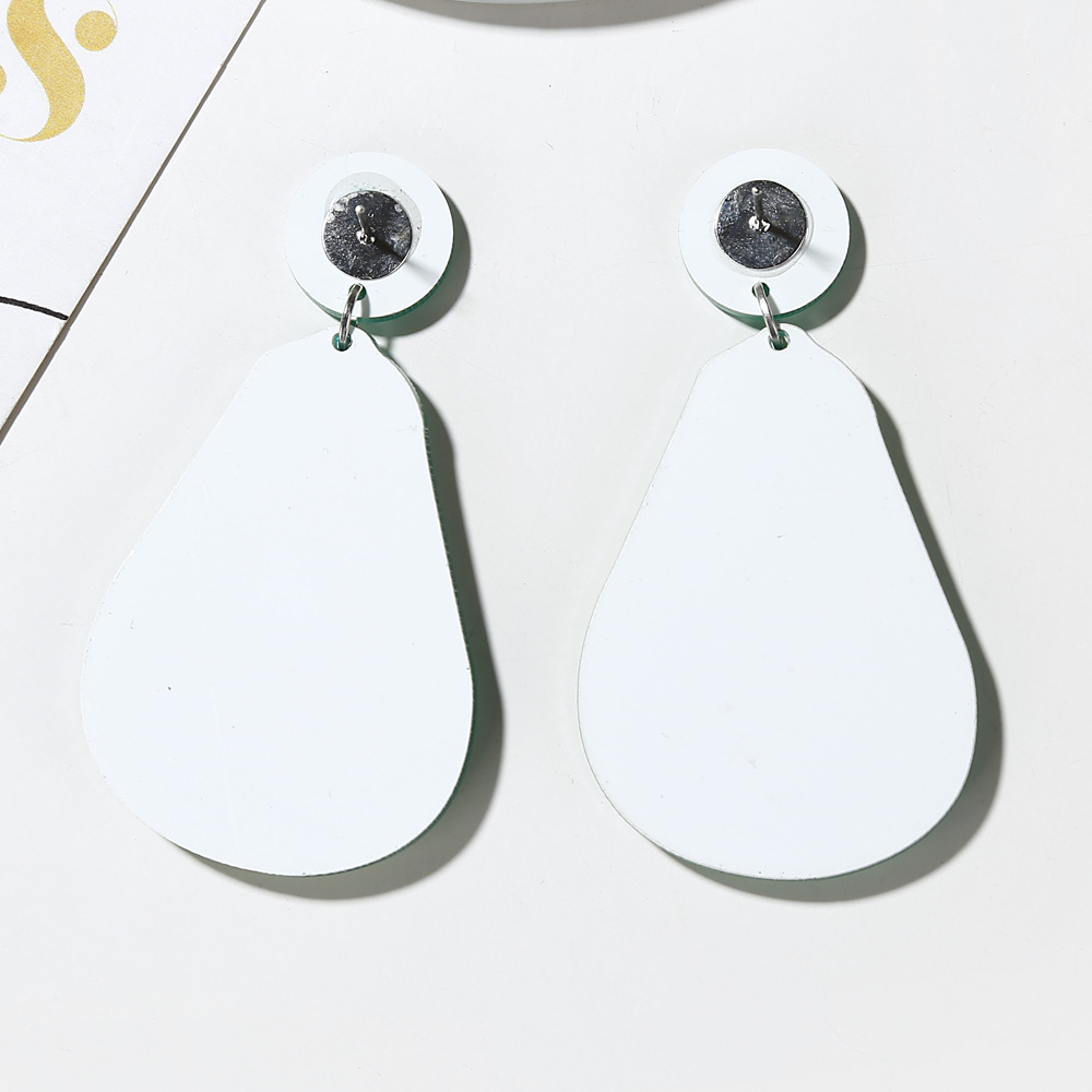 Fashion New Acrylic Avocado Fruit Green Earrings Cute Sweet Earrings Wholesale Nihaojewelry display picture 4