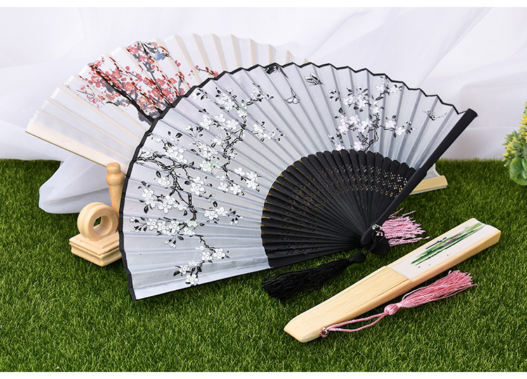 厂家直供古风扇子中国风舞台表演道具影楼拍摄折叠扇装饰摆饰扇子详情图2