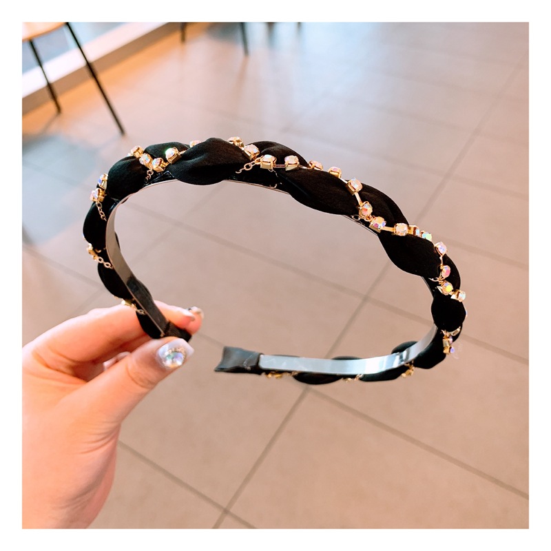 Frühling Und Sommer Internet-promi Kleiner Duft Wind Ins All-match-cross-strass Super Flash-farbe Kleines Frisches Stirnband Vielzahl Von Haarkarten Zubehör display picture 22