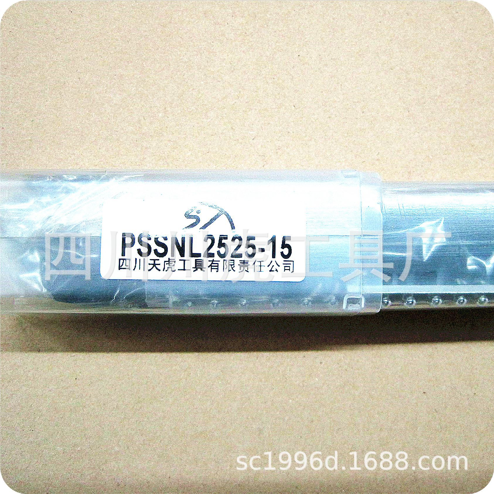 四川天虎杠杆式外圆车刀/P型外圆车刀：PSSNL2525M15