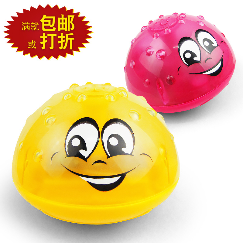 Tiktok mismo estilo infantil inducción eléctrica Bola de pulverización de agua música ligera bebé baño de agua juguetes de baño al por mayor