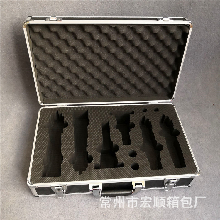 加工铝合金手提箱 制作eva内衬数控雕刻成型 设备收纳工具箱