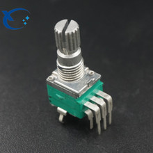 RK097G 097型双联15轴弯脚碳膜旋转带支架汽车功放音响电位器15MM