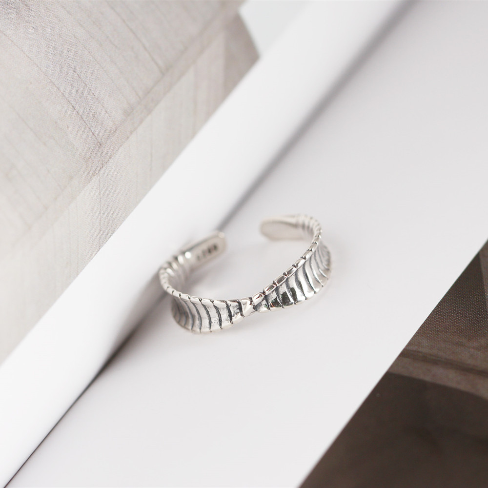 Korean New Zealand pattern retro S925 sterling silver Mobius open ring