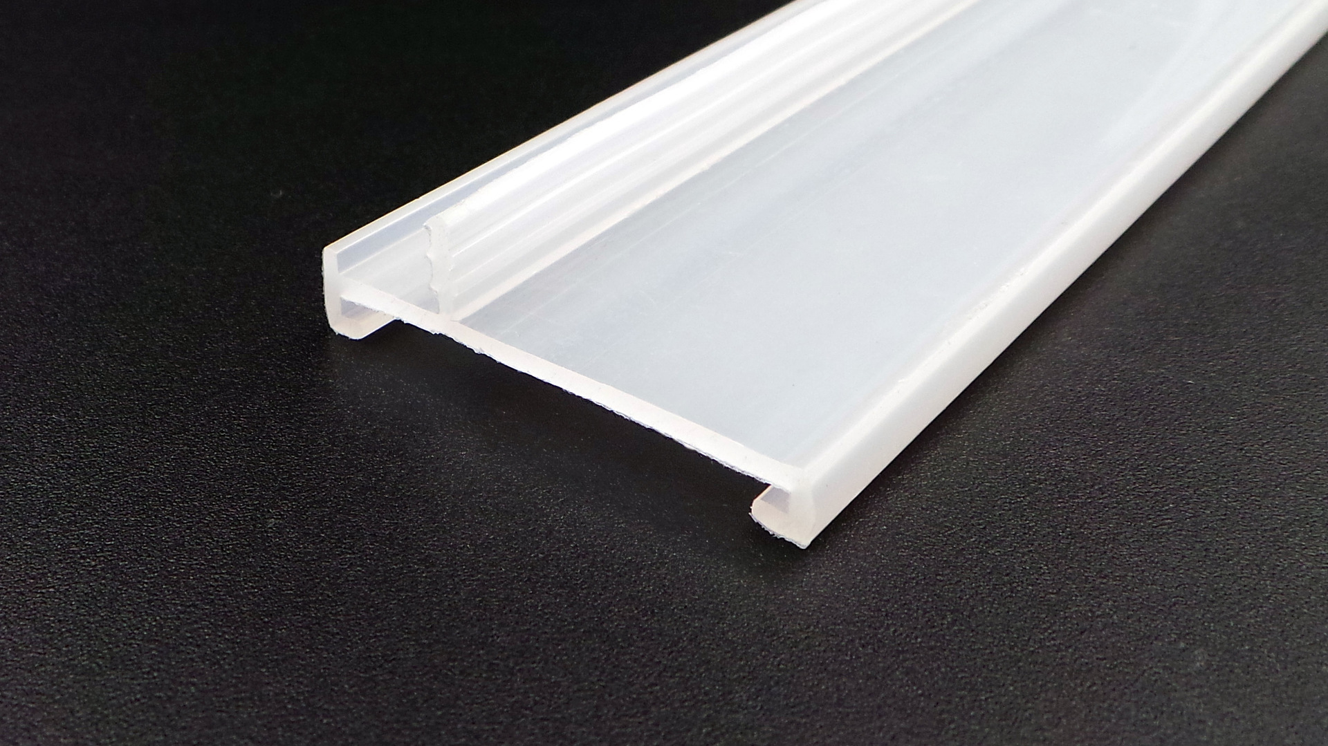 专业挤出生产，PMMA灯罩，磨砂光扩散灯罩，PC灯罩欢迎定制