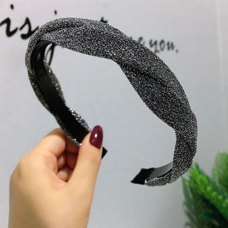 Korean Version Of Simple Flash Cloth Braid Headband Korean Fashion Light Board Hair Accessories Hairpin Hairpin display picture 4