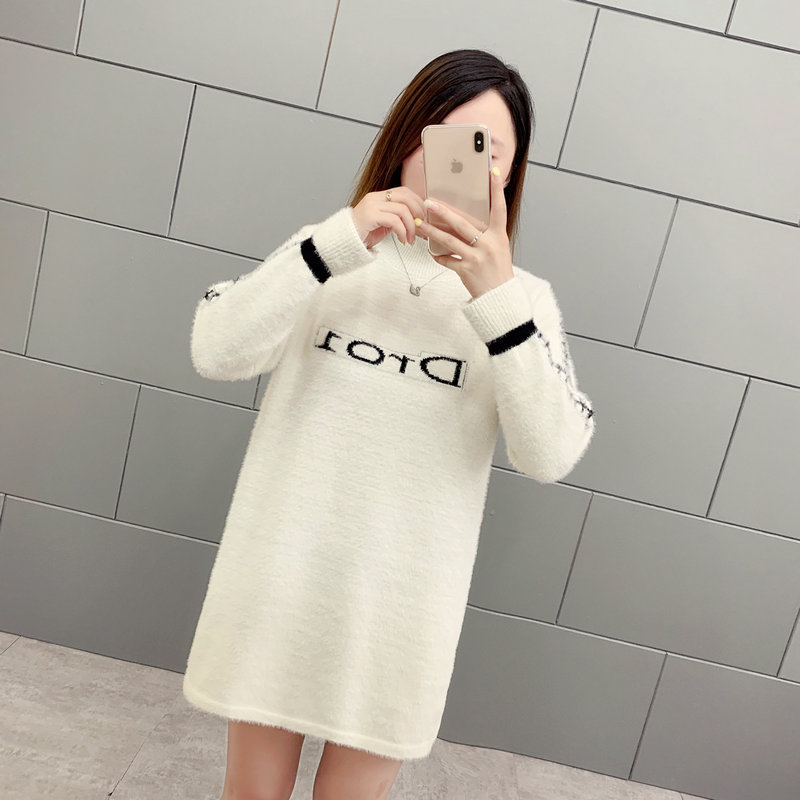 Pull femme en Faux velours - Ref 3414245 Image 4