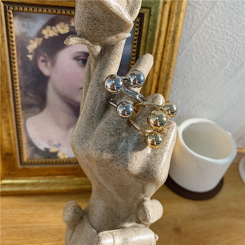 metal spiral ball fashion ring