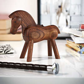 备货摆件创意客厅装饰品动物木玩小马实木制品摆件实木工艺品摆件