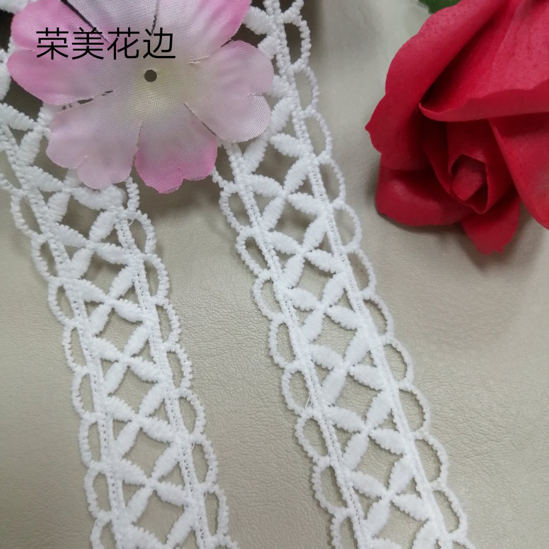 服装花边批发厂家现货供应蕾丝花边牛奶刺绣芭比玩具饰品服装辅料