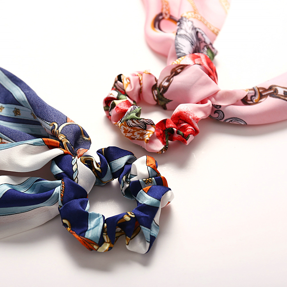Fashion Creative Chain Printing Simulation Silk Scarf Headband display picture 4