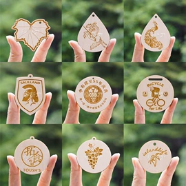 木质工艺品;书签;钥匙扣及钥匙扣配件