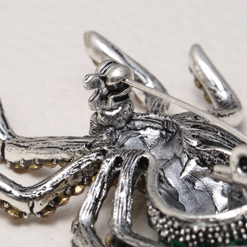 20g Weight Artificial Diamond Inlay Material Brooches Classification Holiday Occasion Alloy Material Animal Pattern Women's Gender Inlay Design Funny Style Funny Pin Animal Alloy Inlay Artificial Diamond Women's Brooches 8