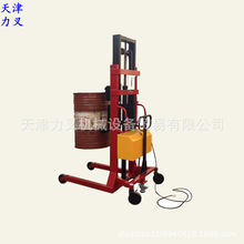 卖220/380V插电式油桶堆高车 电动升高堆放车 半自动圆桶升降机