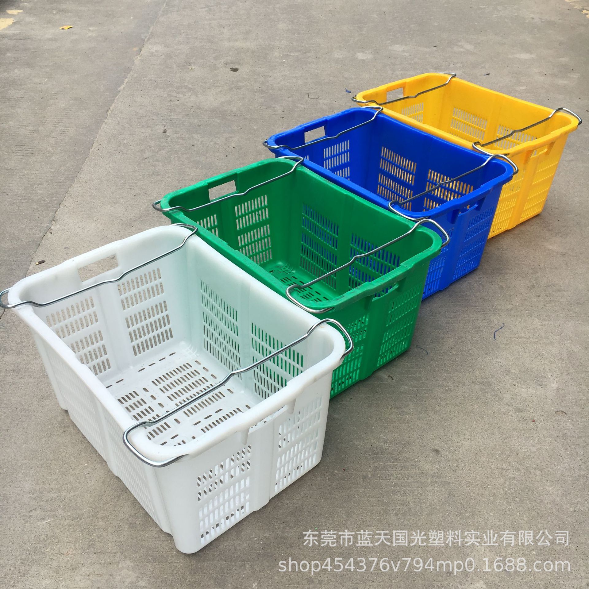 现货供应新蓝色塑料周转萝 网格透气蔬菜周转筐 运输蔬菜筐子