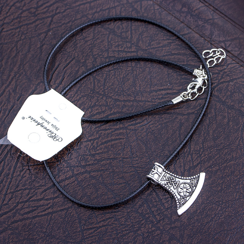 Fashion Viking Retro Axe Men's Pendant  Necklace display picture 10